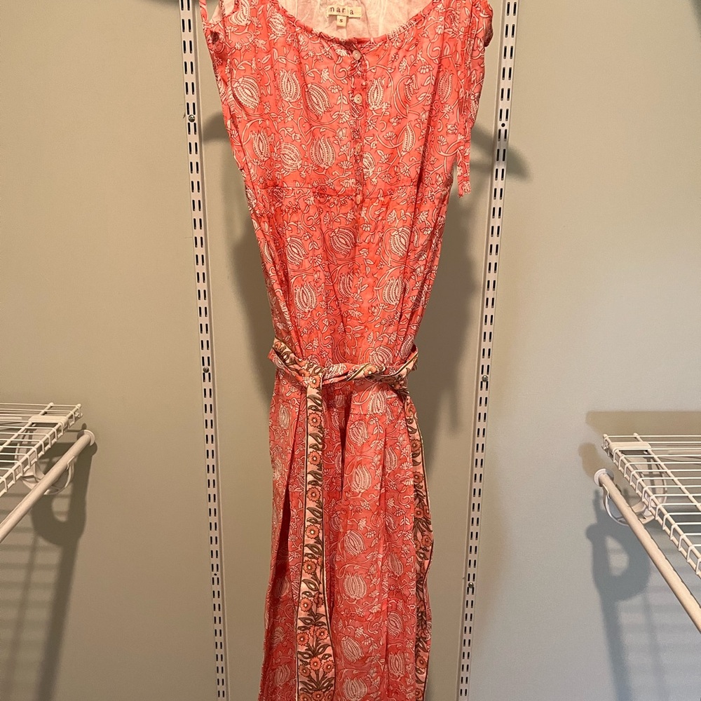 Elegant Coral Paisley Maxi Dress